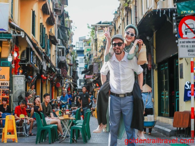 16 Days Vietnam Beach Tour with Siem Reap Exploration